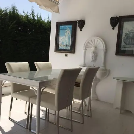 Villa Private In Nagueles Golden Mile